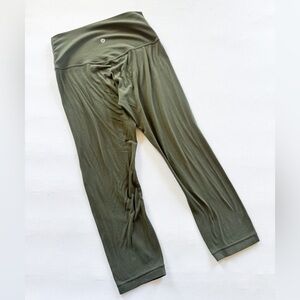 Lululemon Crop Leggings Size 6